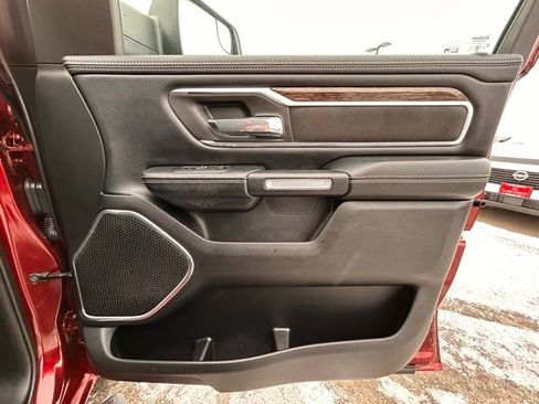 Used 2019 RAM 1500 Laramie image 43