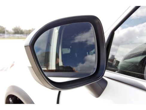 Used 2023 Nissan Rogue SV w/ SV Premium B Package image 10