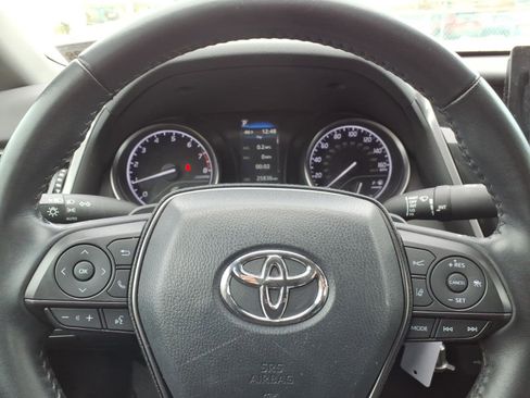 Certified 2023 Toyota Camry SE image 11
