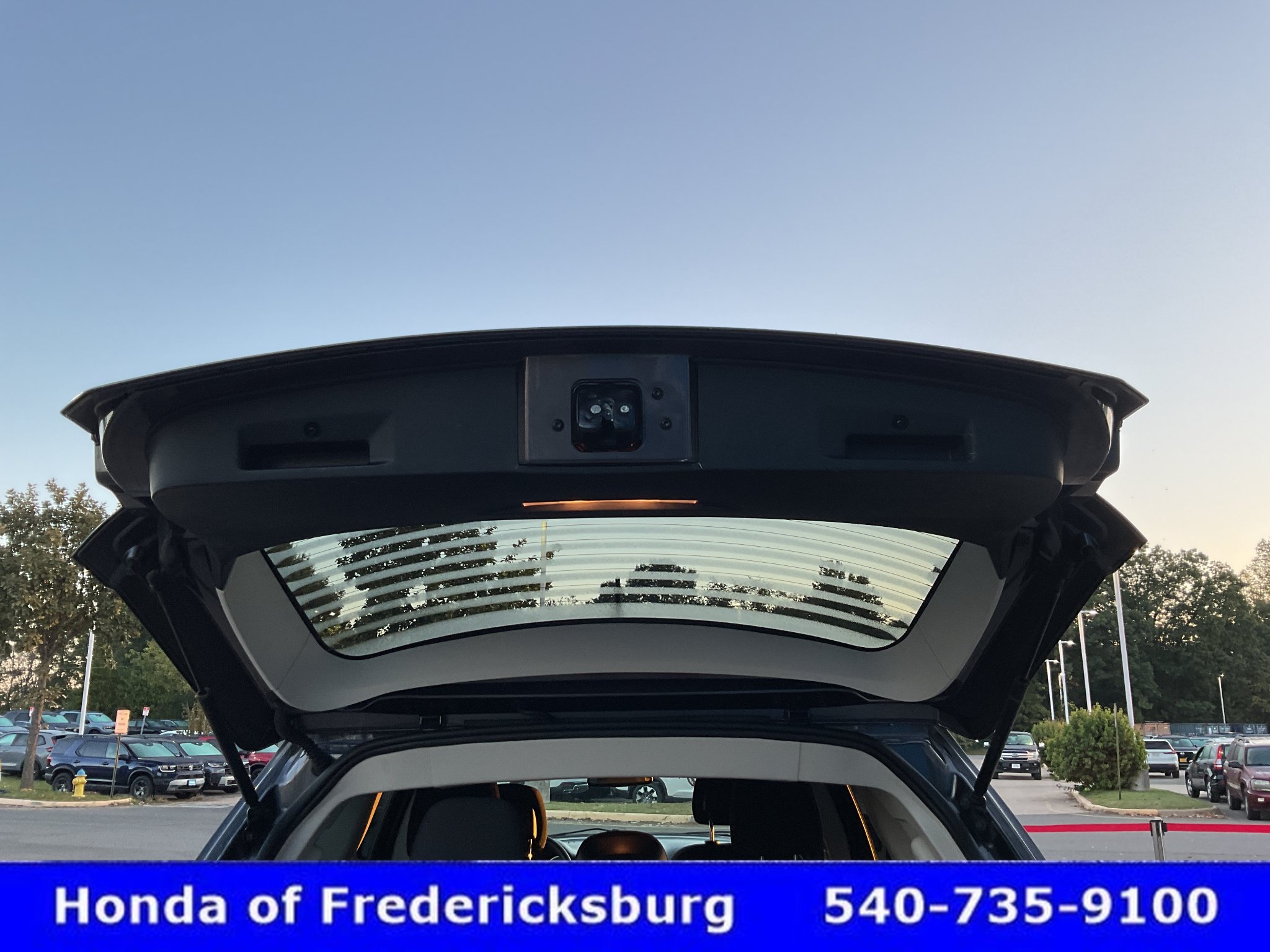 Used 2018 Dodge Journey SE FWD image 17