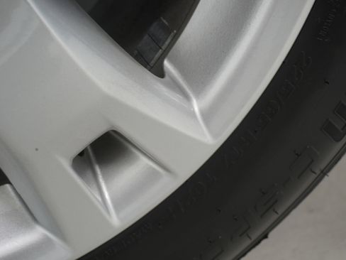 Used 2012 Toyota RAV4 FWD w/ Upgrade Value Pkg image 26