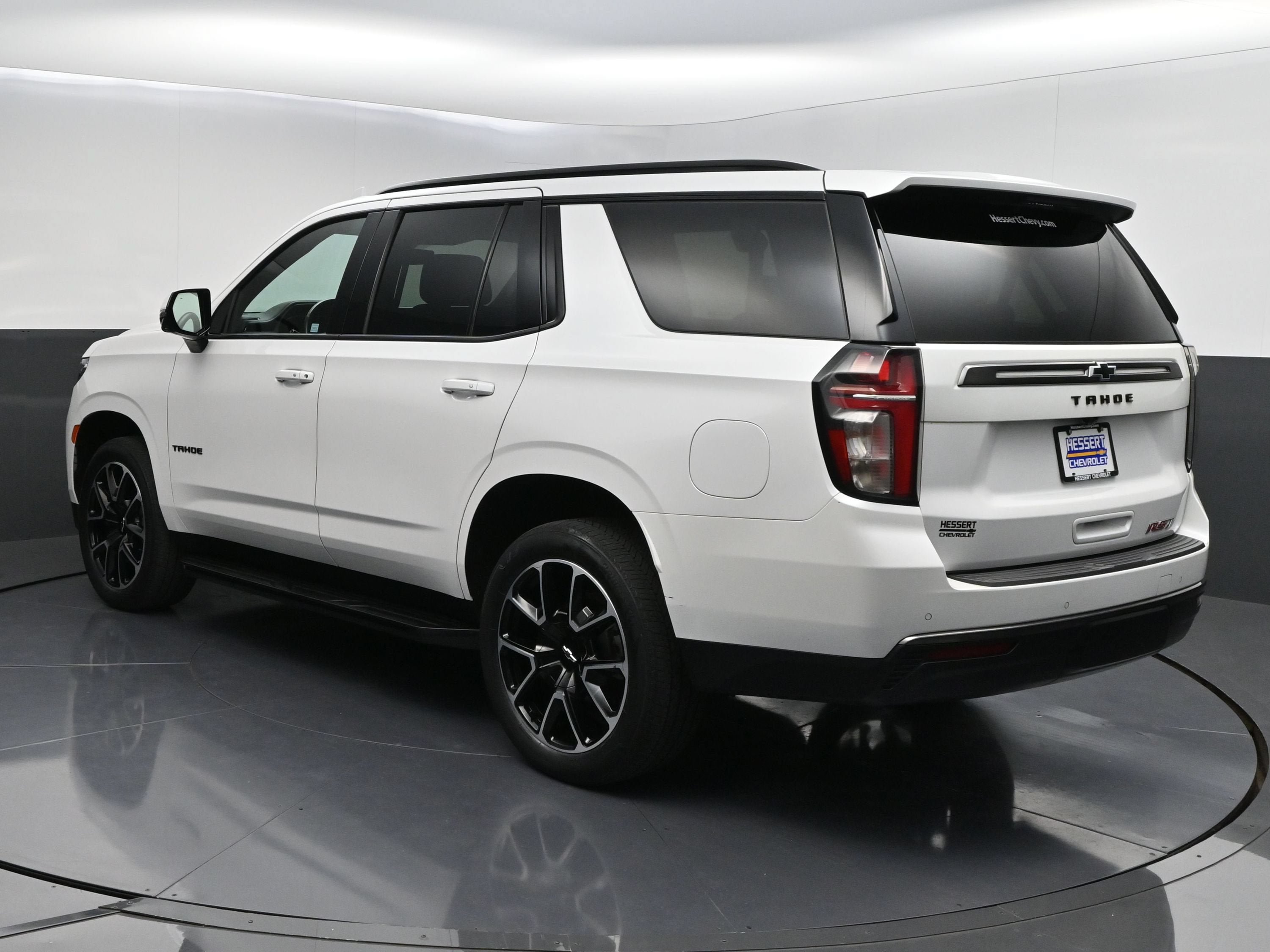 Certified 2022 Chevrolet Tahoe RST w/ Luxury Package AWD/4WD image 6