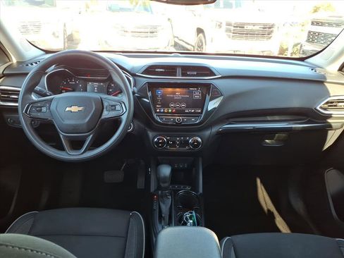 Used 2021 Chevrolet TrailBlazer LT w/ Convenience Package image 16