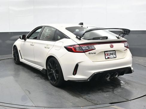 Used 2023 Honda Civic Type R image 10