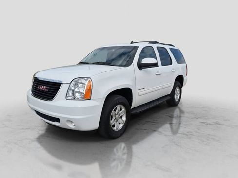 Used 2012 GMC Yukon SLT w/ SLT-2 Equipment Package AWD/4WD image 4