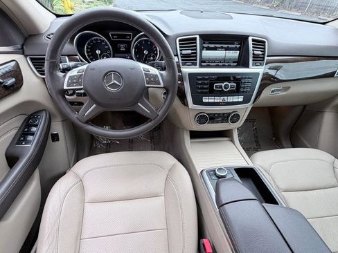Used 2015 Mercedes-Benz ML 350 4MATIC w/ Premium 1 Package image 10