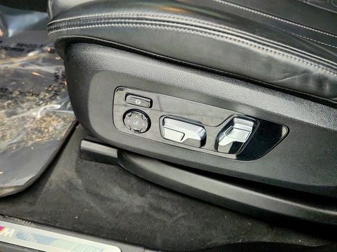 Used 2019 BMW X7 xDrive40i w/ Premium Package image 12