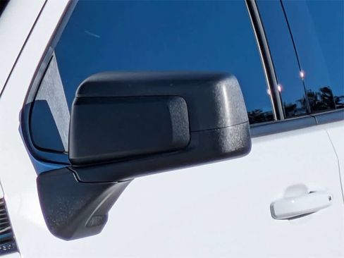 Used 2025 GMC Sierra 1500 Elevation w/ Preferred Package image 11