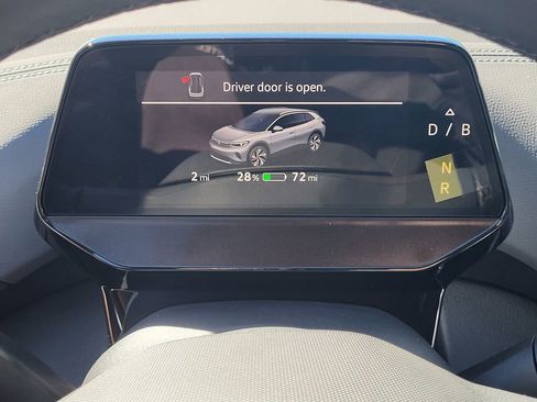 New 2025 Volkswagen ID.4 Pro image 30