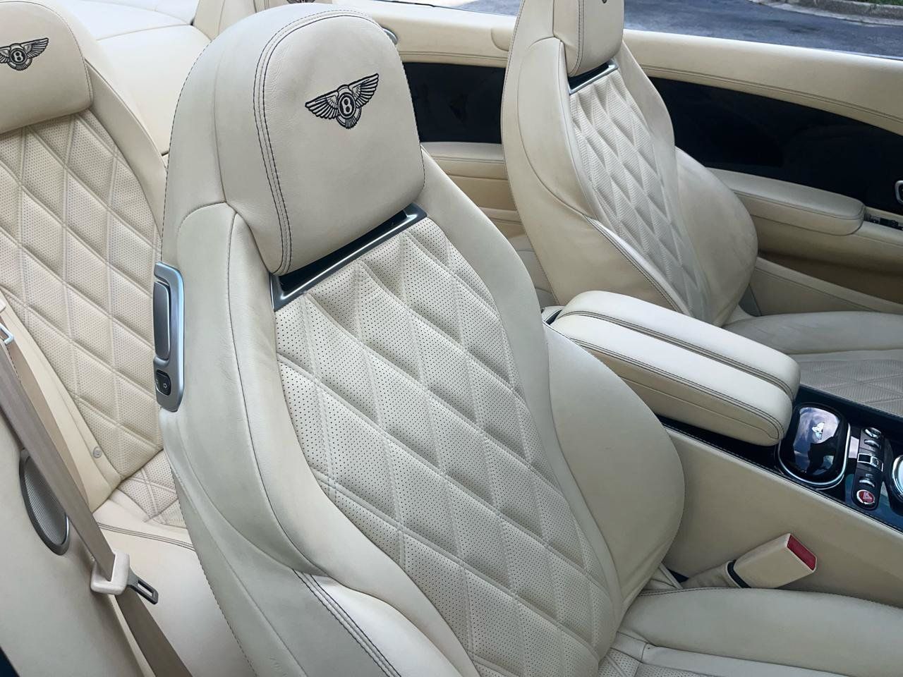 Used 2012 Bentley Continental GT AWD/4WD image 33