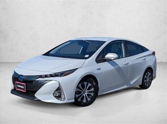 Used 2022 Toyota Prius Prime Limited FWD video 2