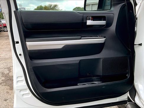 Used 2014 Toyota Tundra Limited image 21