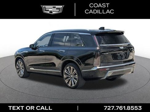 New 2026 Cadillac Vistiq Premium Luxury AWD/4WD image 8