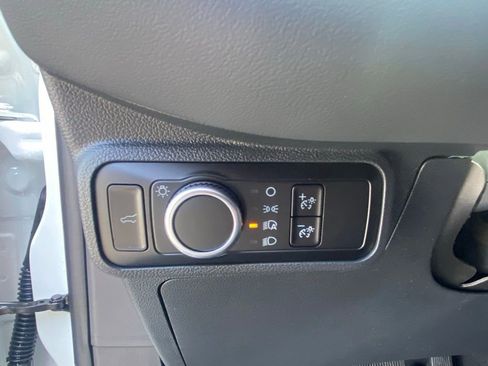 New 2026 Ford Explorer Active image 12