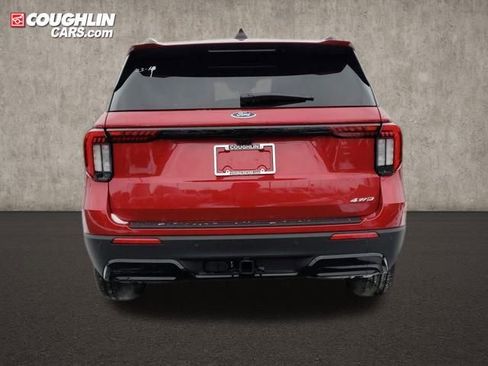 New 2026 Ford Explorer ST-Line w/ ST-Line Street Pack image 7
