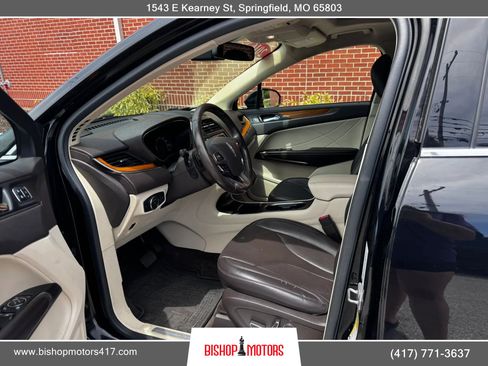 Used 2016 Lincoln MKC Reserve w/ Lincoln MKC Climate Package AWD/4WD image 13