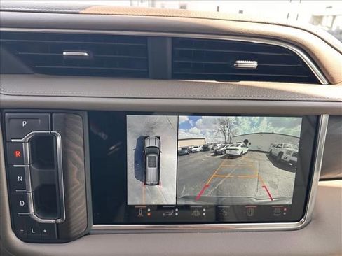 Certified 2023 GMC Yukon XL Denali w/ Denali Reserve Package image 29