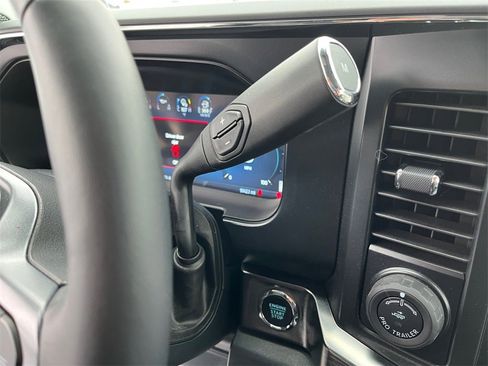 Used 2023 Ford F350 Lariat w/ Tow Technology Package image 23