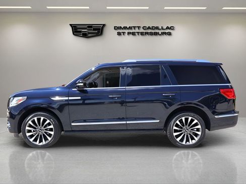 Used 2021 Lincoln Navigator Reserve w/ Luxury Package image 2