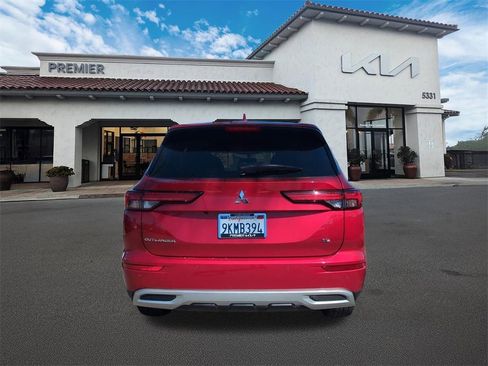 Used 2023 Mitsubishi Outlander SE image 7