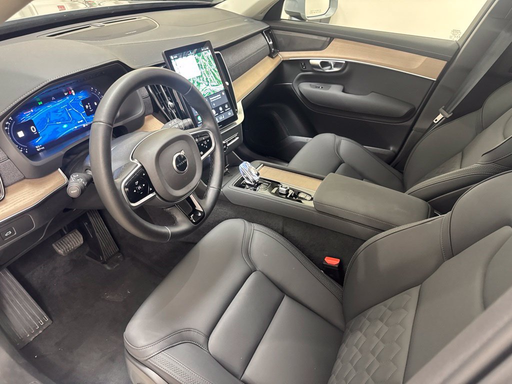 Used 2026 Volvo XC90 B5 Plus w/ Protection Package AWD/4WD image 10