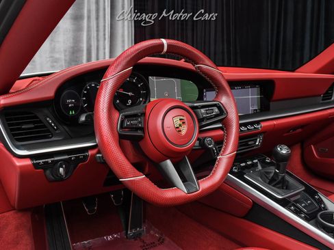 Used 2021 Porsche 911 Targa 4S AWD/4WD image 8