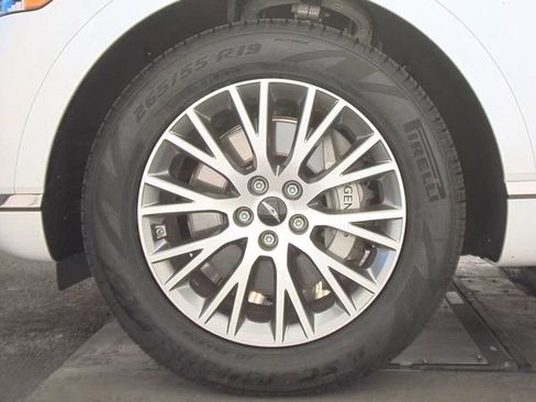 Used 2025 Genesis GV80 2.5T Standard AWD/4WD image 8
