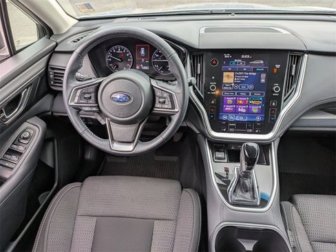 Used 2022 Subaru Outback Premium image 12