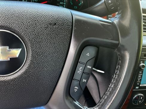 Used 2009 Chevrolet Tahoe LT AWD/4WD image 12