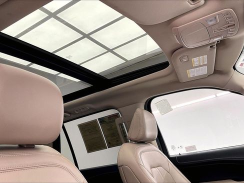 Used 2024 Ford Expedition Max Limited image 24