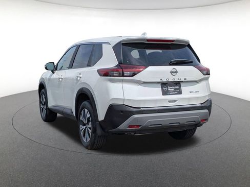 Used 2023 Nissan Rogue SV AWD/4WD image 7