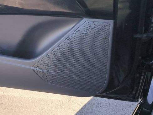 Certified 2025 Kia Niro EX FWD image 26