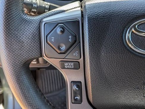 Used 2022 Toyota Tacoma TRD Off-Road w/ Technology Package RWD image 23