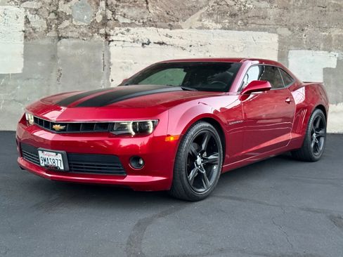 Used 2014 Chevrolet Camaro LT w/ RS Package RWD image 9