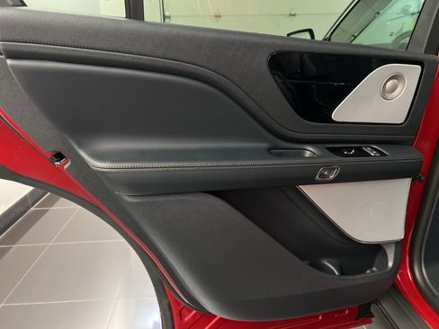 New 2026 Lincoln Aviator Reserve image 37