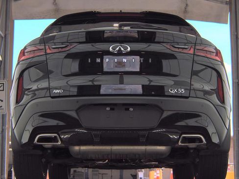 Used 2023 INFINITI QX55 Essential AWD/4WD image 5