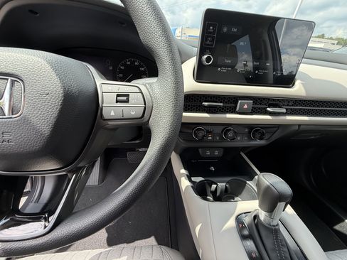 New 2026 Honda HR-V LX image 23