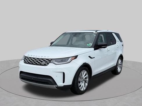 Used 2025 Land Rover Discovery S AWD/4WD image 13