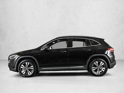 Used 2024 Mercedes-Benz GLA 250 4MATIC image 9