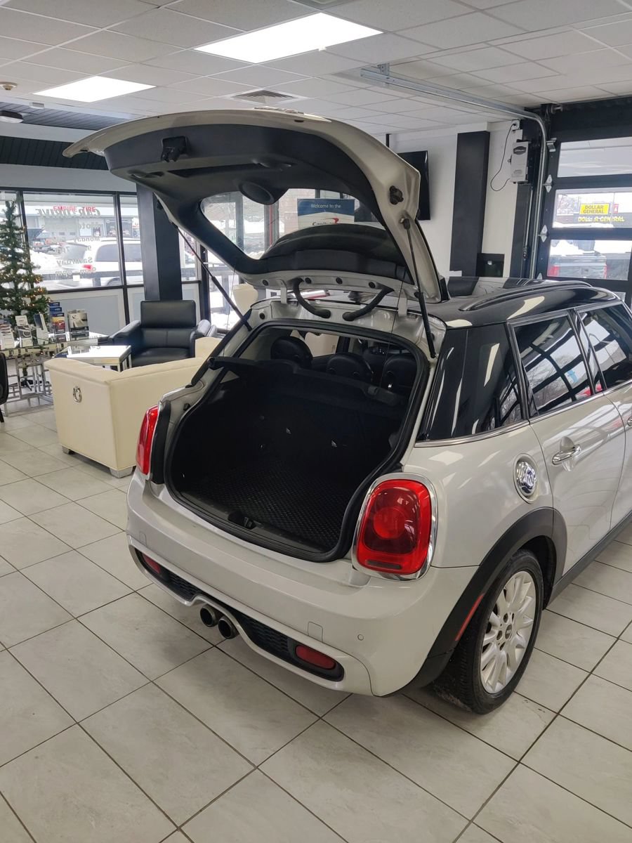 Used 2016 MINI Cooper S FWD image 14
