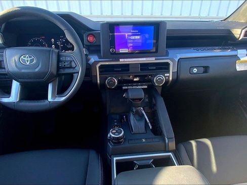New 2025 Toyota Tacoma TRD Off-Road image 6