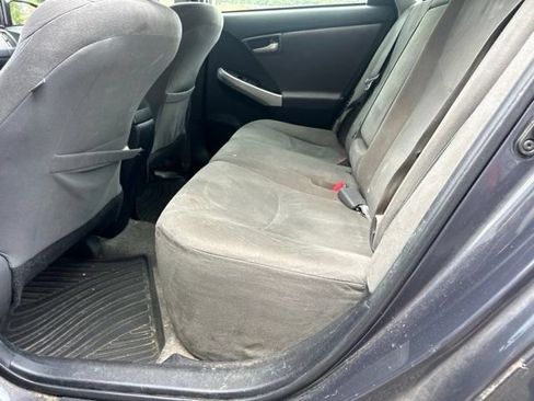 Used 2015 Toyota Prius Two FWD image 11