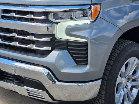 New 2026 Chevrolet Silverado 1500 LTZ w/ LTZ Premium Package image 5