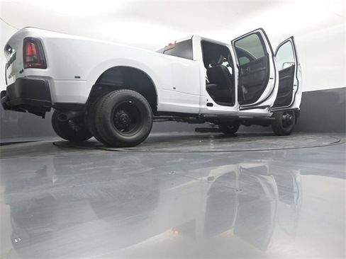 New 2026 RAM 3500 Tradesman image 51