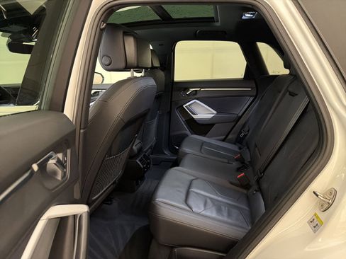 Used 2023 Audi Q3 2.0T Premium image 15