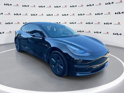 Used 2022 Tesla Model 3 Long Range AWD/4WD image 1