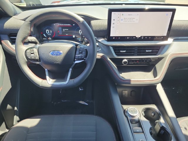 Used 2026 Ford Explorer ST-Line w/ Premium Package RWD image 4