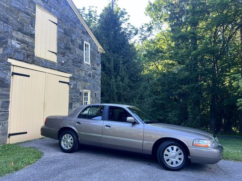 Used 2003 Mercury Grand Marquis LS RWD image 27
