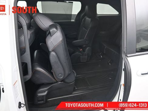 Used 2023 Toyota Sienna XSE w/ XSE Plus Package AWD/4WD image 30