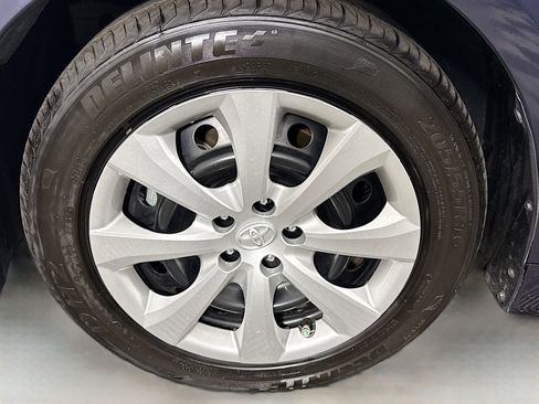 Used 2024 Toyota Corolla LE image 37